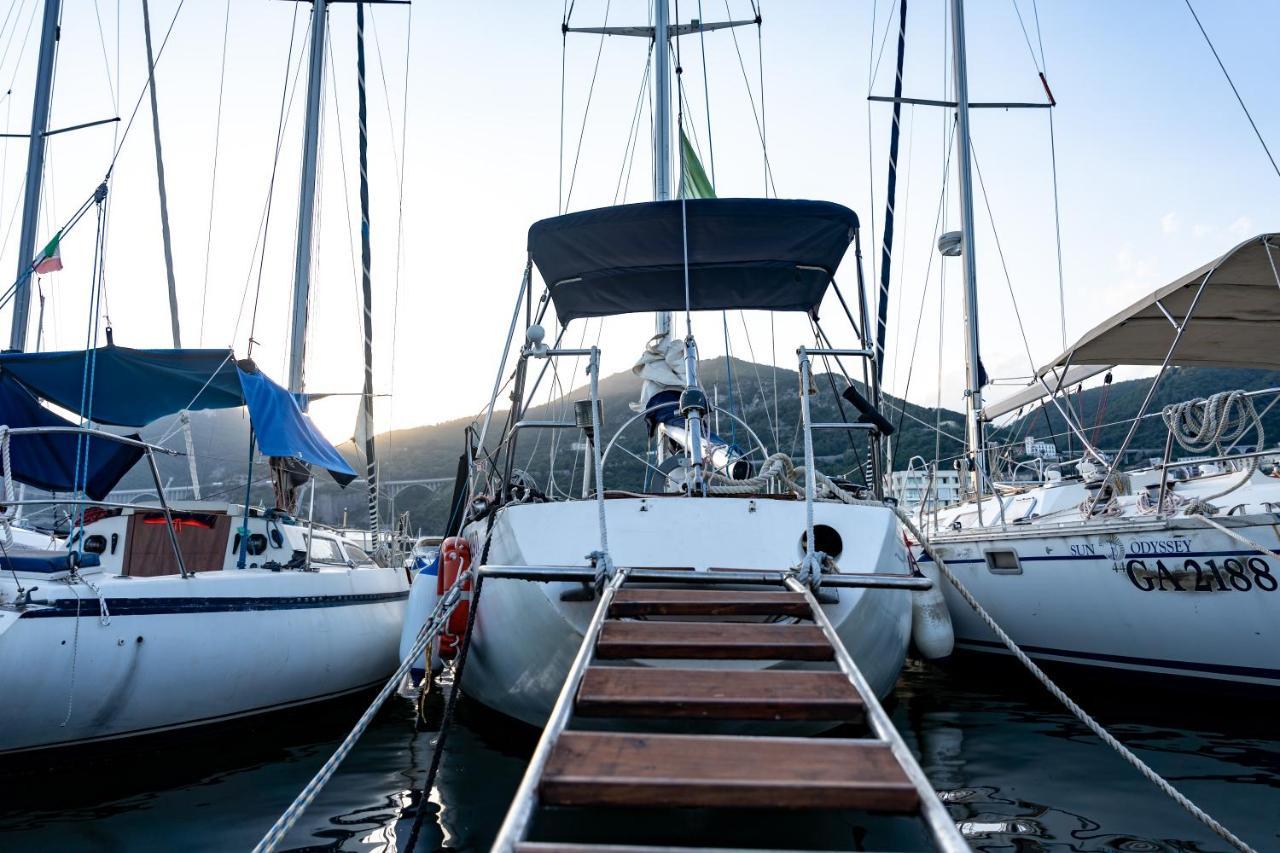 Etesia Sailboat Botel